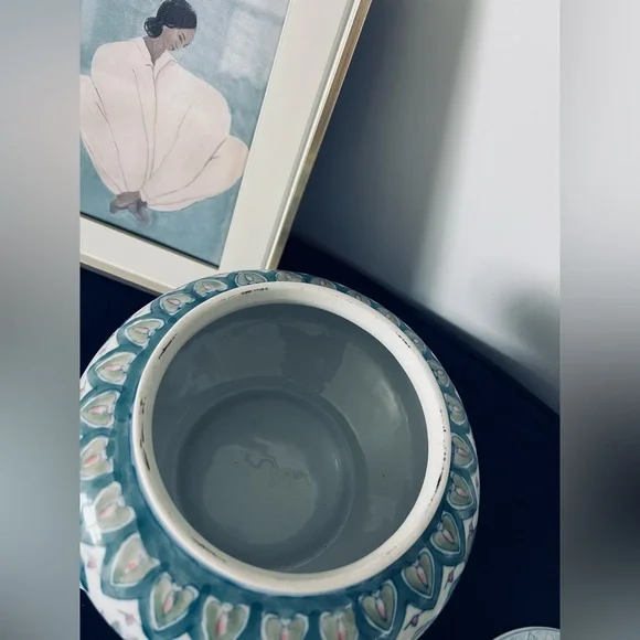 Vintage Chinese Porcelain Oval Ginger Jar | Chinoiserie - Picture 4 of 5